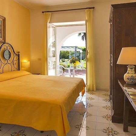 Hotel Belsole Forio di Ischia Buitenkant foto